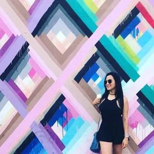 Meet your Posher, Andrea